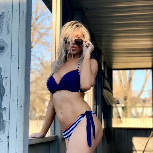 Blue and White Breazy Swim Bikini Set 👙 - Picture 2 of 3